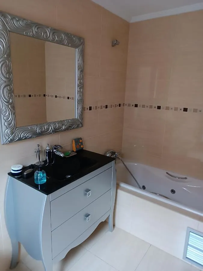 Apartamento Karmelo Junto Al Metro Bilbao 0*,